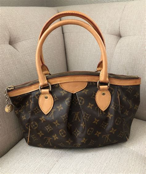 louis vuitton bag leather cracking